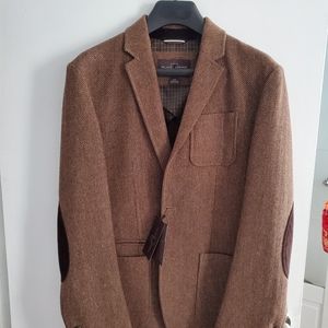 Black and brown sports coat jacket with elbow patches